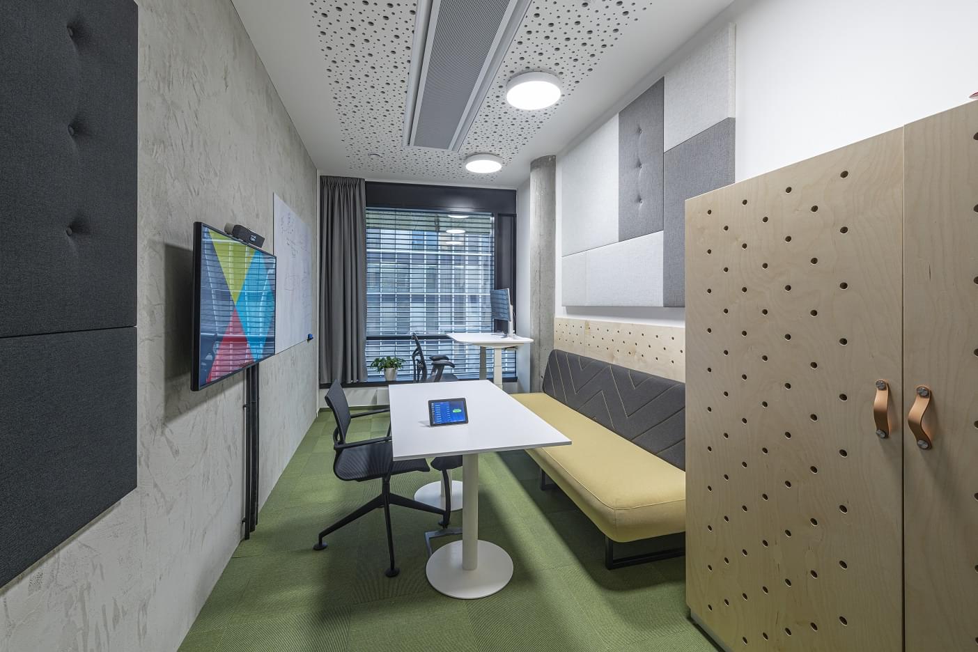 creative collaboration room
