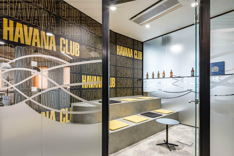 unconventional presentation room decorated in the style of Havana drink