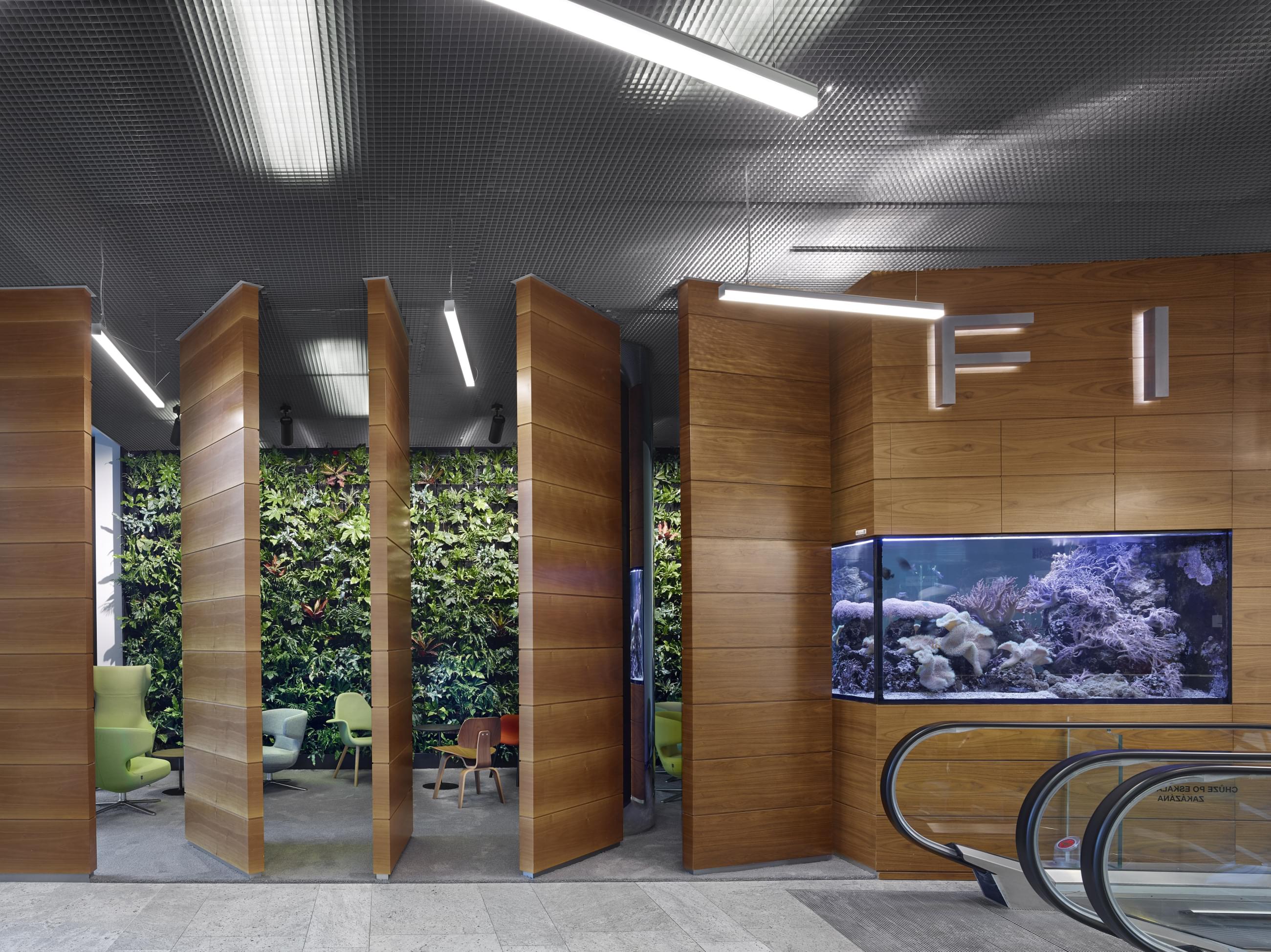 Entrance to the lobby through sliding wooden doors