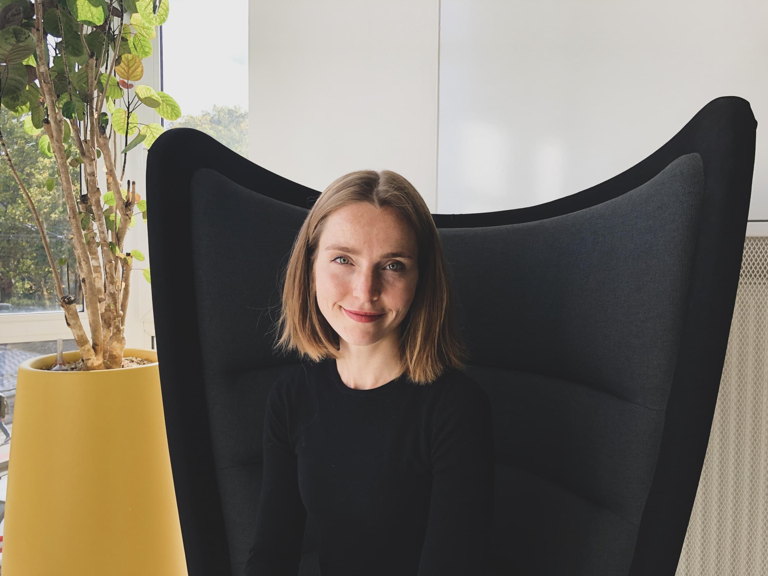 Apolena Weissová nová kolegyně na pozici Workplace Consultant v CAPEXUSu