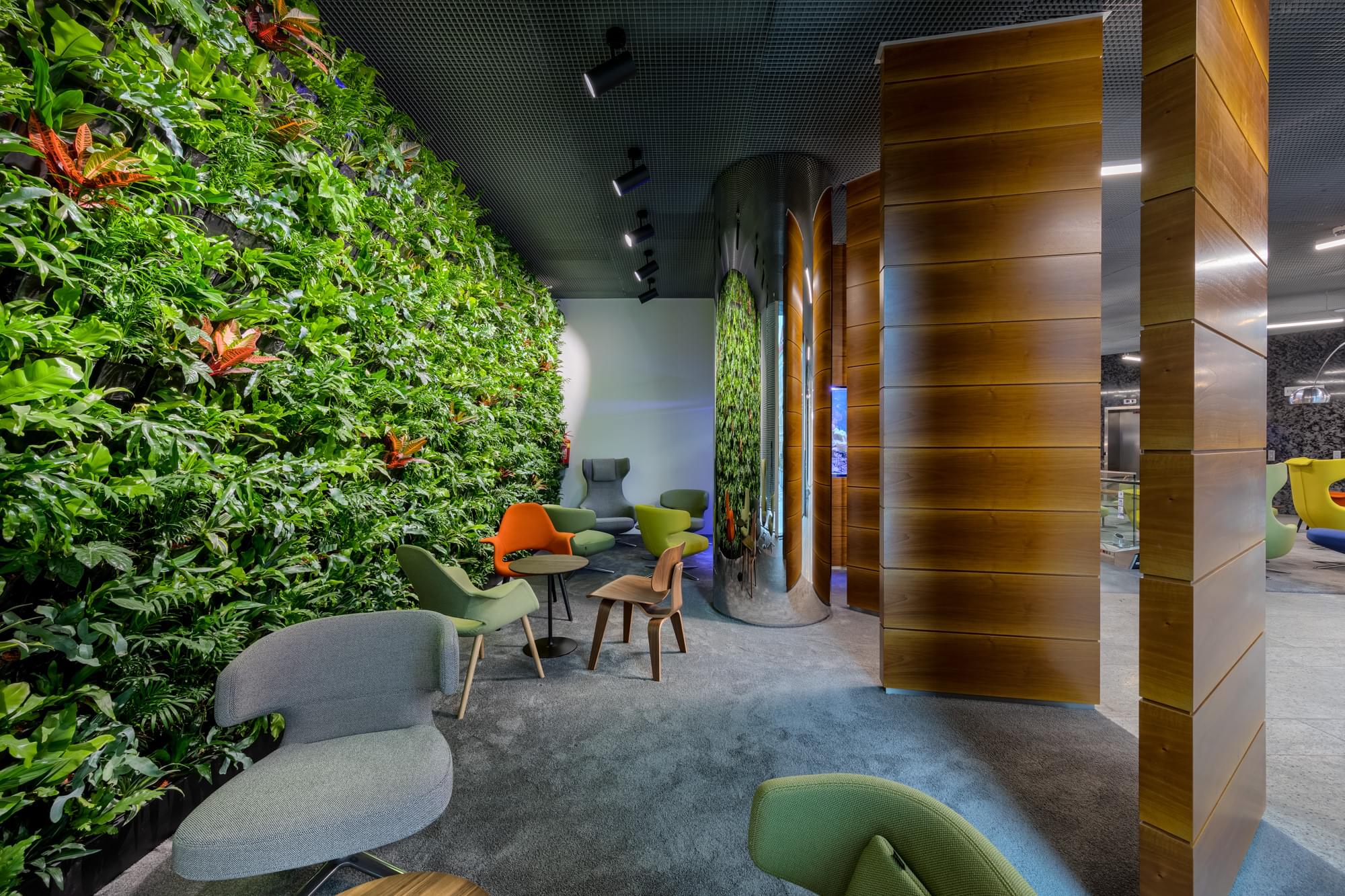 Large green wall with live plants