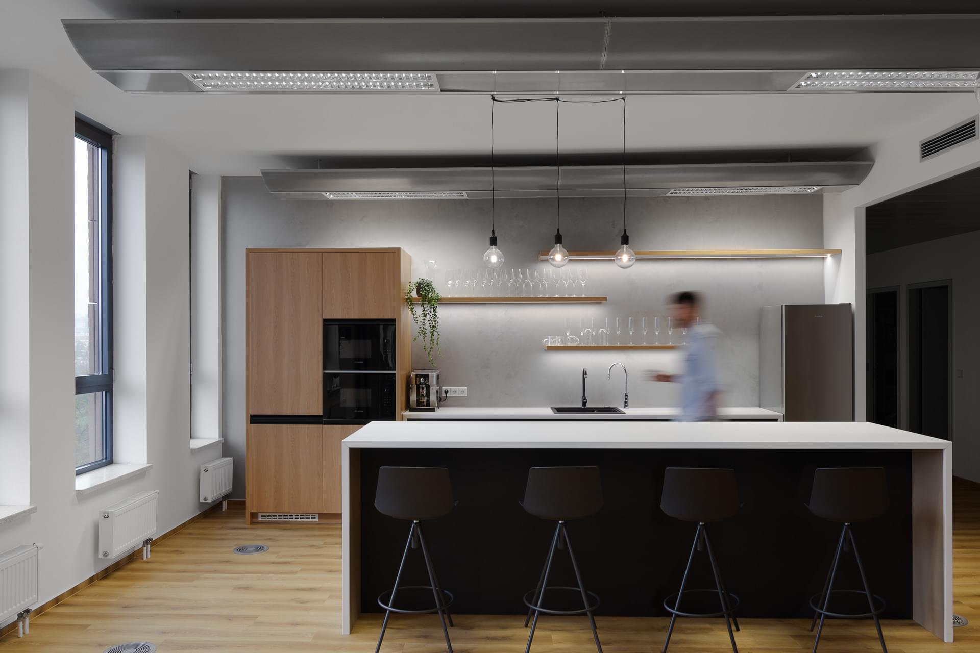 Spacious kitchen with special water faucet
