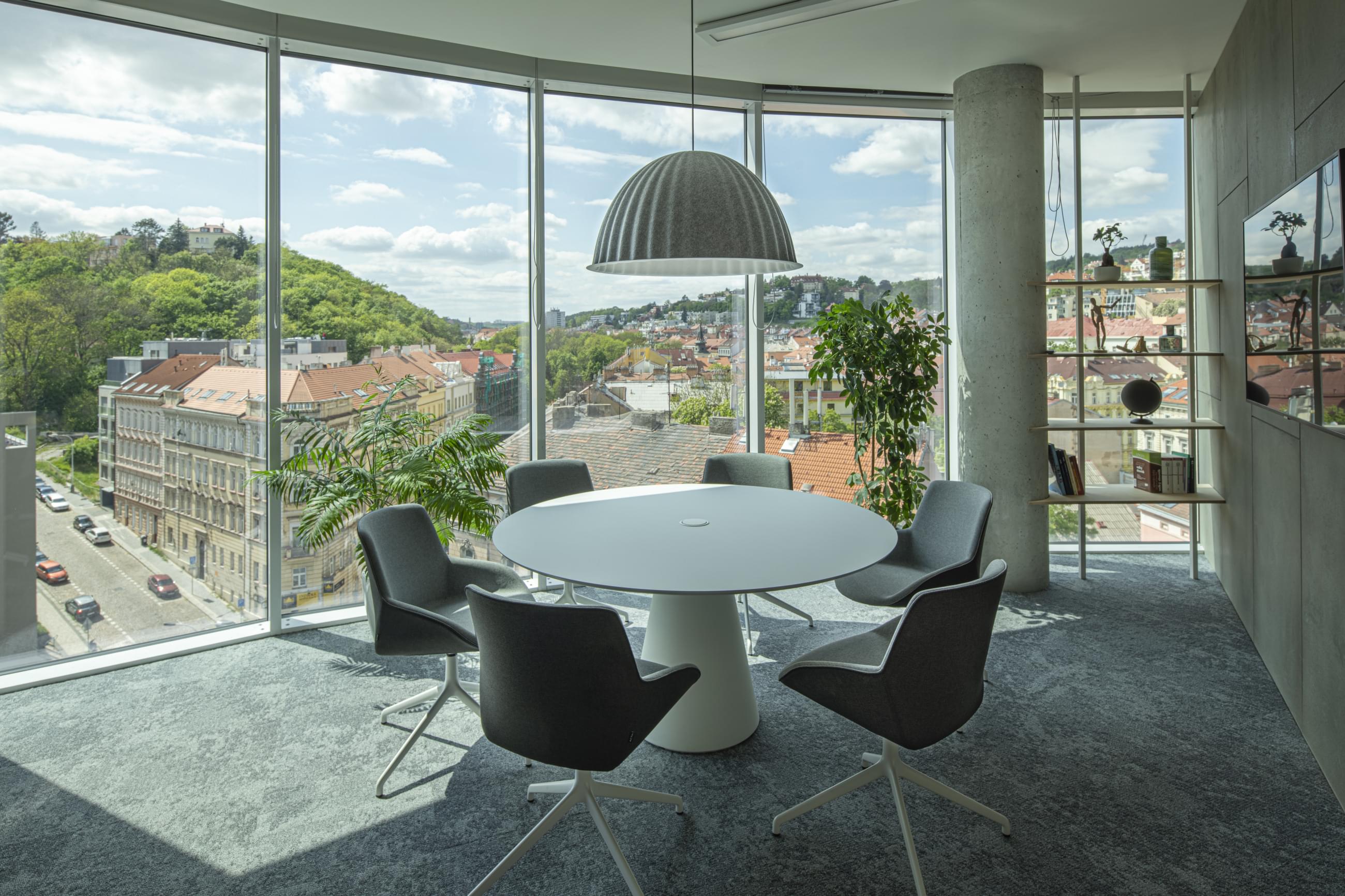 Glazed meeting room for conferences at MSC