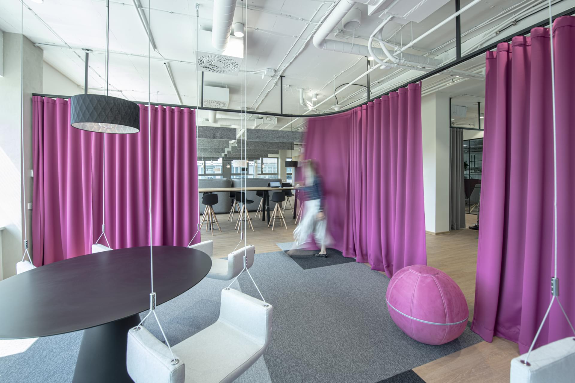 Rest zone in a typical corporate magenta shade in the T-Mobile company