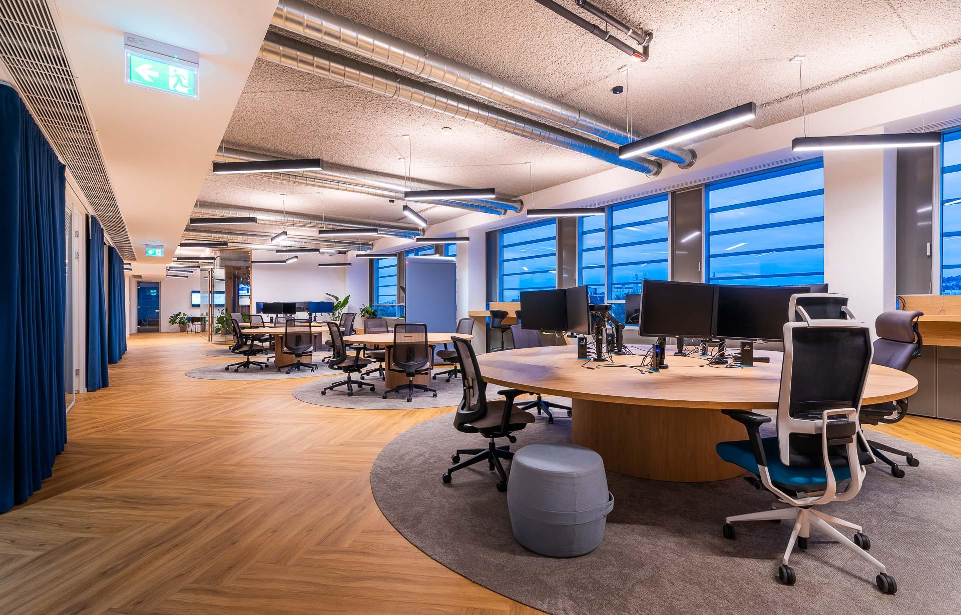 How does desk sharing work in an office practice? CAPEXUS.cz