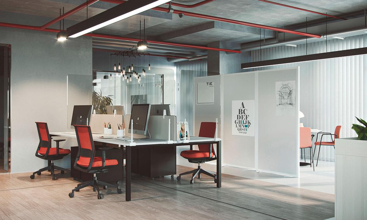 ochranná skla v kanceláři