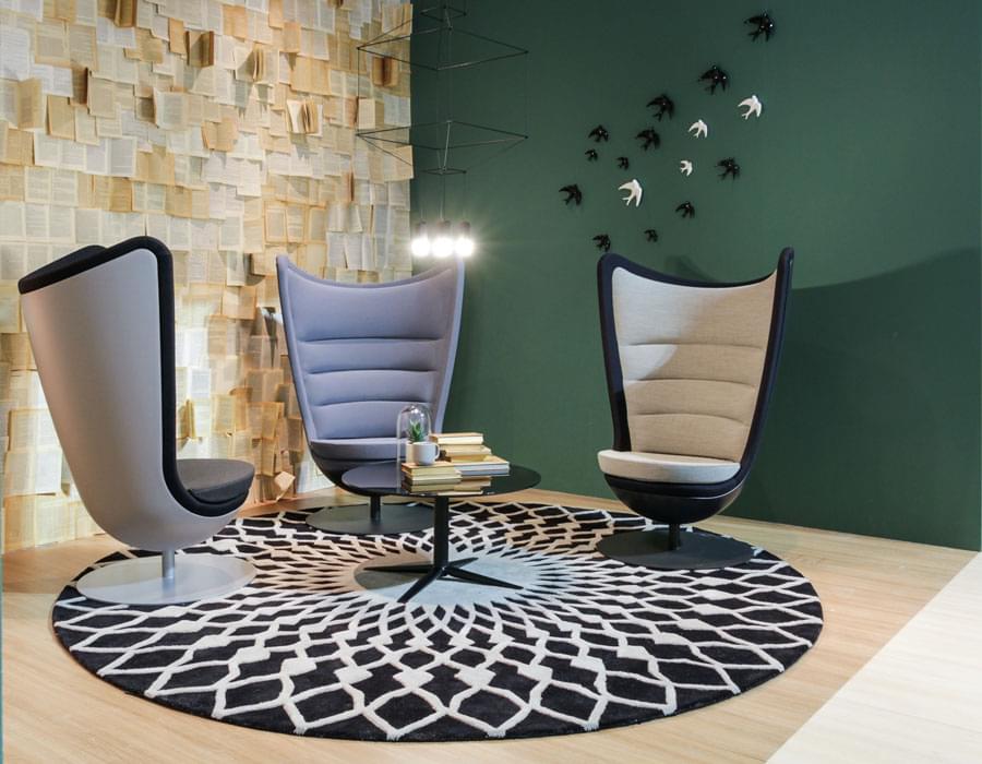 Badminton-design-křeslo-showroom-i-NOVO-Awards-CAPEXUS-kanceláře-designové kanceláře-kanceláře-CAPEXUS-Actiu-Actiu kanceláře