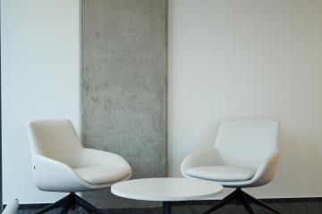 9. Lobby area with comfortable armchairs Noom by Actiu in the CBBC building