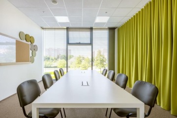 Design acoustic patterns with curtains for more privacy in the meeting room