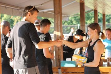 Předávání cen vítězům turnaje