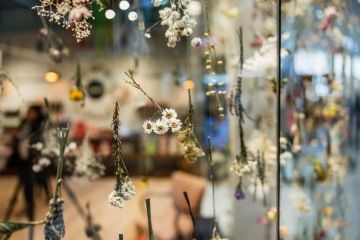 Zavěšená květinová výzdoba