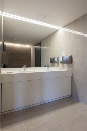 Work toilets with white interiour at ARBES.