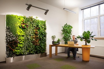 vertikální-zahrada-zeleň-v-kanceláři-zdravé-pracovní-prostředí-CAPEXUS-kanceláře-designové kanceláře-CAPEXUS-CAPEXUS-kanceláře