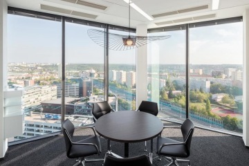 Glass meeting room for conferences at Passerinvest