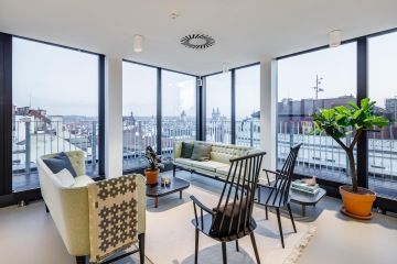 Kreativní chaos v podobě stylově jiných křesel pohromadě