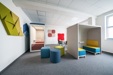 Articulated office space for greater employee privacy