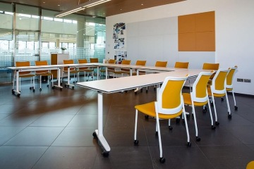 open-space-orange-boardroom-office-interior-Actiu