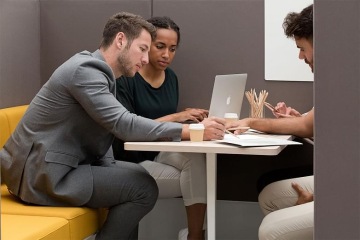 Actiu-office-dividers-team-building-informal-rooms