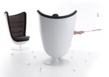 Badminton-křeslo-inovace-pohodlí-iNOVO-Awards-designové-kanceláře-CAPEXUS-Actiu-Actiu-kanceláře