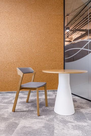 Minimalistický design interiéru s přírodními prvky