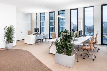 Modern office space in light colors and a comfortable interior in ČAP offices