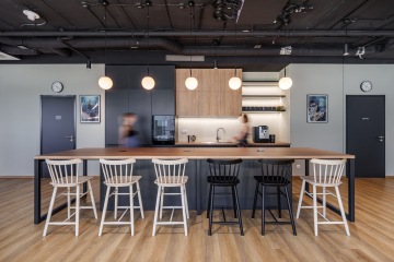 High dining table with bar stools