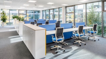 přirozená-bariéra-paravány-příčky-akustika-CAPEXUS-designové-kanceláře