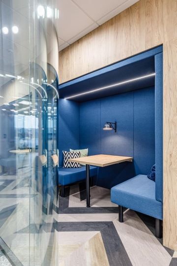 Flexibilní využití pracovního místa s akustickým řešením