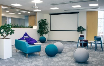 relaxační zóna s variabilním nábytkem