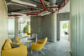 Komfortní interiér ve formě křesílek od španělské firmy Actiu pro společnost MSC