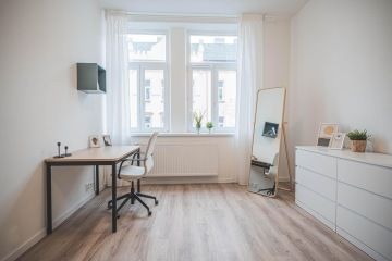 Jednoduše řešená pracovna