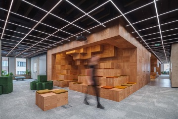 Shared space in the spirit of cubes and wood