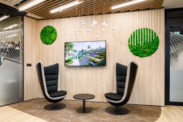 a corner for informal meetings with upholstered chairs from ACTIU