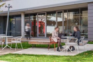 terrace as a place for business meetings