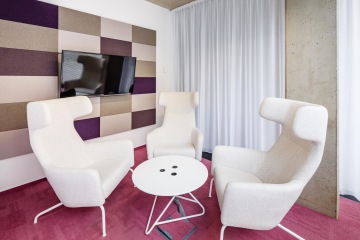 Meeting room in purple for short business meetings.