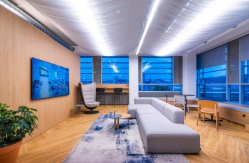 Lunch zóna s atypickým nábytkem