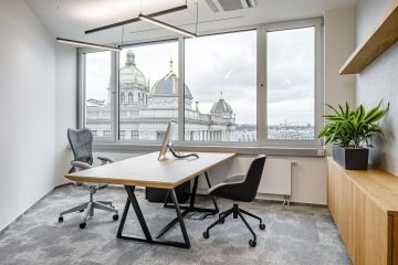 Minimalistická kancelář s jedinečným výhledem