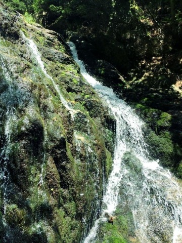 malý-vodopád-CAPEXUS-teambuilding-slovenská-pobočka-ferraty-pěší-túry