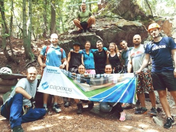 teambuilding-společnosti-CAPEXUS-tym-pěší-túry-ferraty-agentura-CK-Klíč