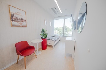 Cosy relaxation room with a view