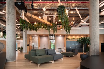 Unused space is a thing of the past, now the 1st floor is used for work and rest in the company 100 Towers Holding