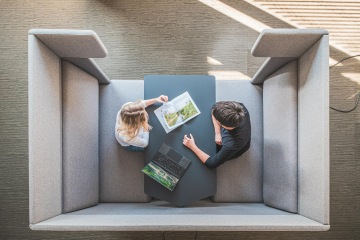 An acoustic coupé for quick, undisturbed meetings