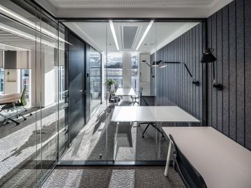 Prosklené kancelářské prostory Batist Medical