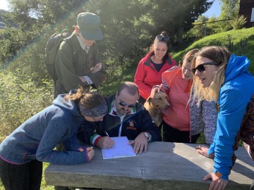 teambuilding-CAPEXUS-teamwork-tým-spolupracovníci-kariéra