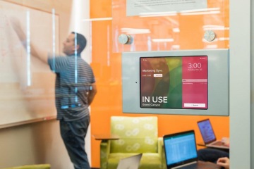 aplikace-Teem-digitální-technologie-v-kancelářích-smart-aplikace-CAPEXUS-kanceláře