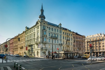 Pohled na budovu I. P. Pavlova zvenku