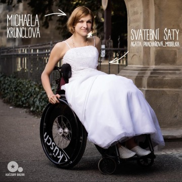 Hvězdný bazar přeprodávající oblečení od slavných osobností