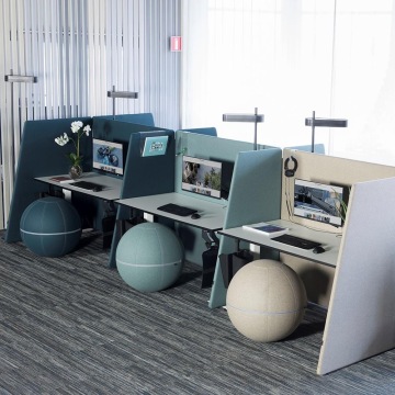 chytré-technologie-moderní-kanceláře-CAPEXUS-design-kulička-REALPAD