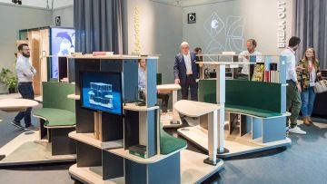 Demonstrations of different variants of complementary furniture