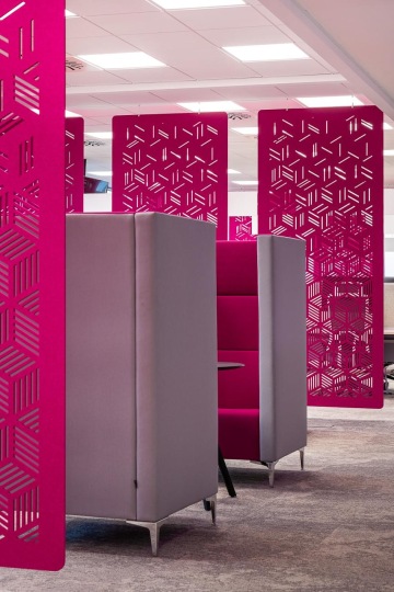 Akusticky oddělená neformální sezení